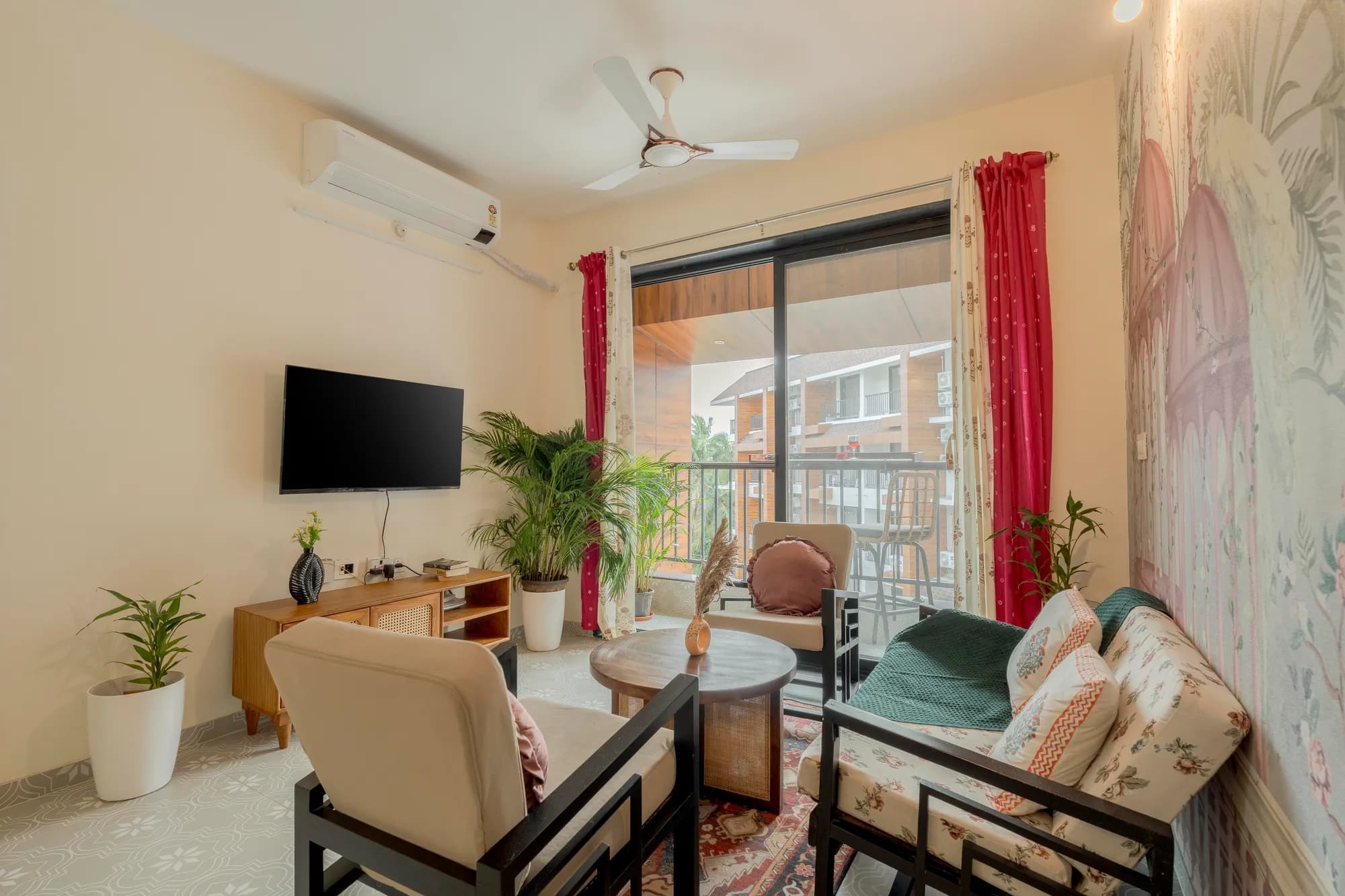 Pelican by @thekiwistays | 1BHK | Beach | Pool photo 5