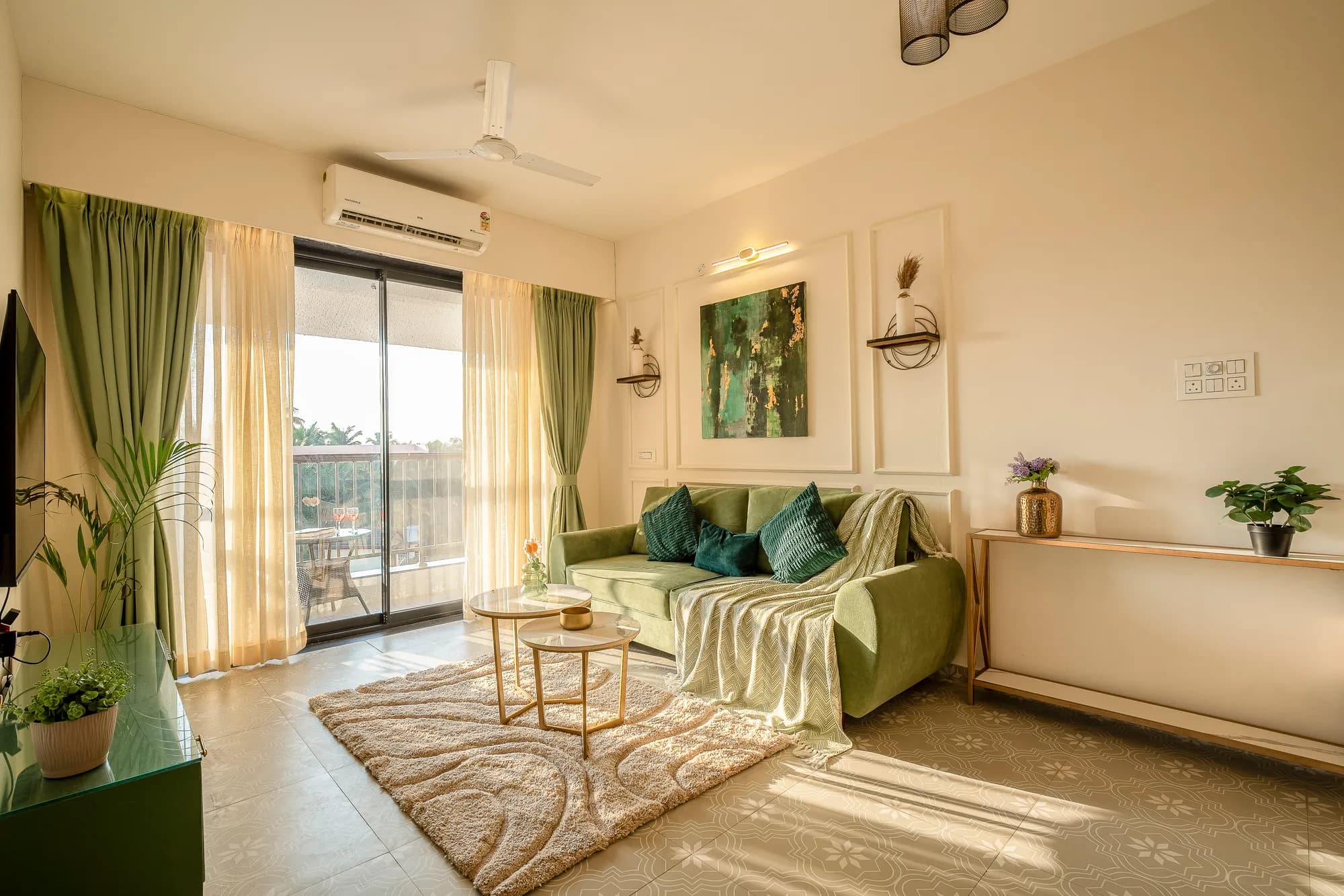 Green Goose | 1BHK | Nr. Beach by @thekiwistays photo 4