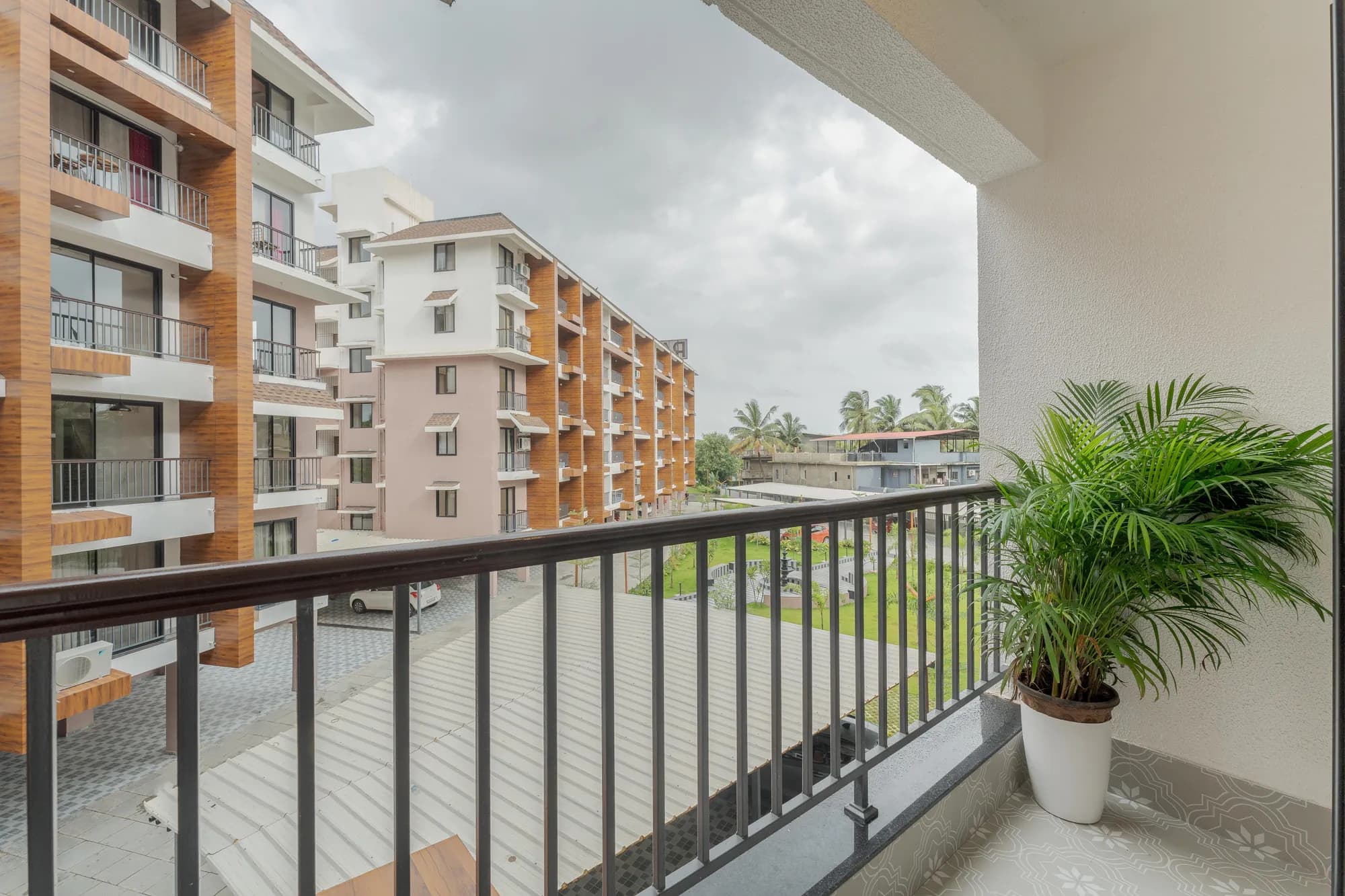 Mirage | 1BHK | Beach | Pool photo 10