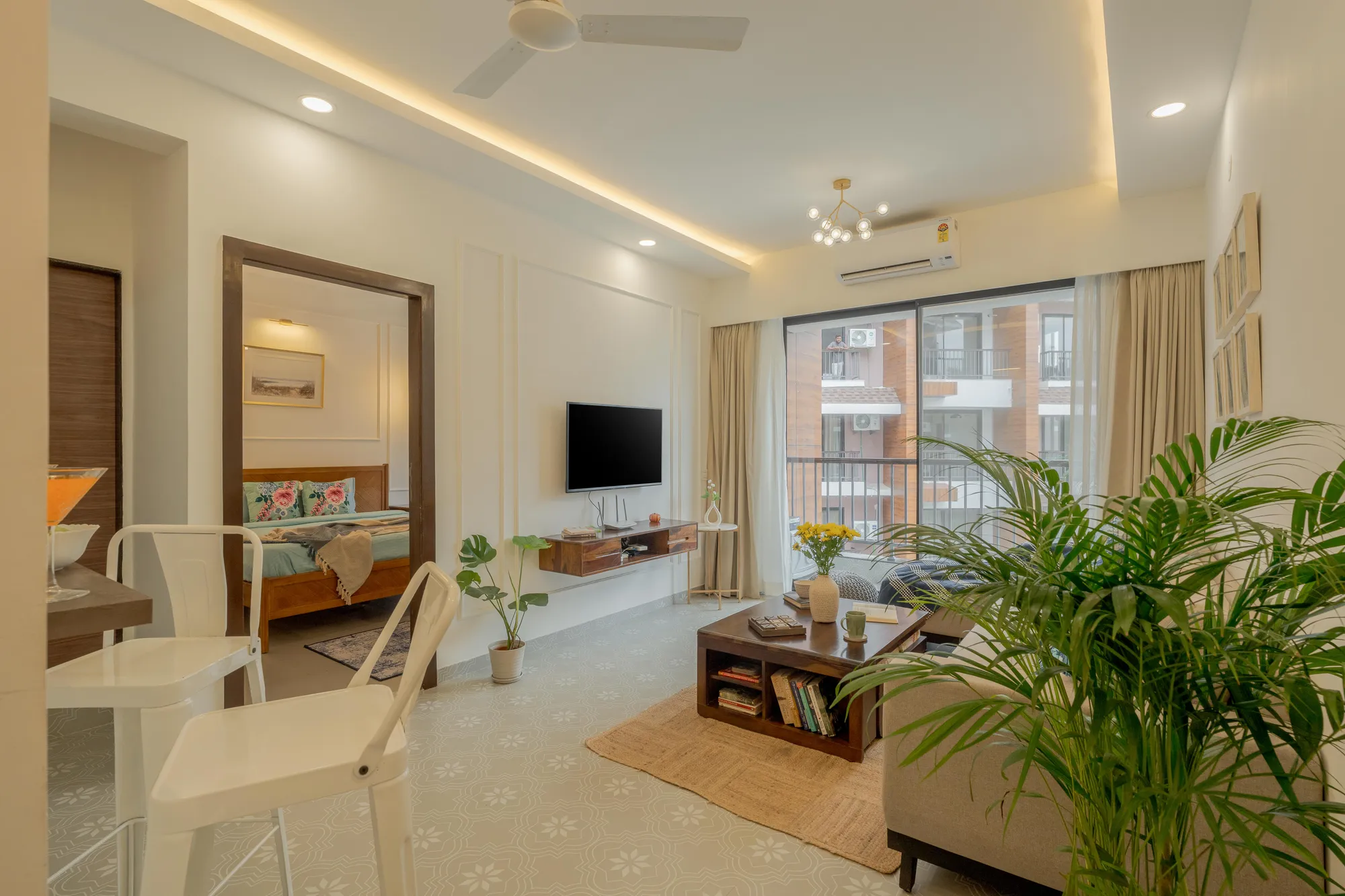 Mirage | 1BHK | Beach | Pool photo 4