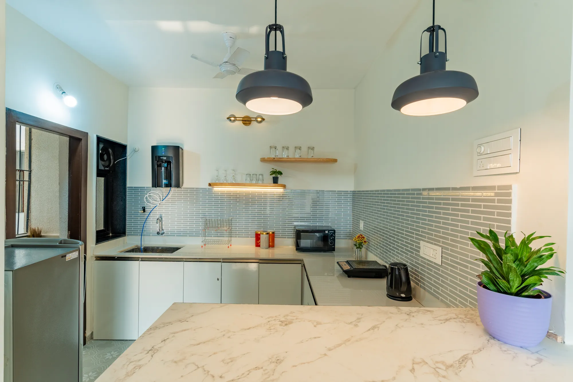 Summer Sky | 1BHK | Pool @thekiwistays photo 6