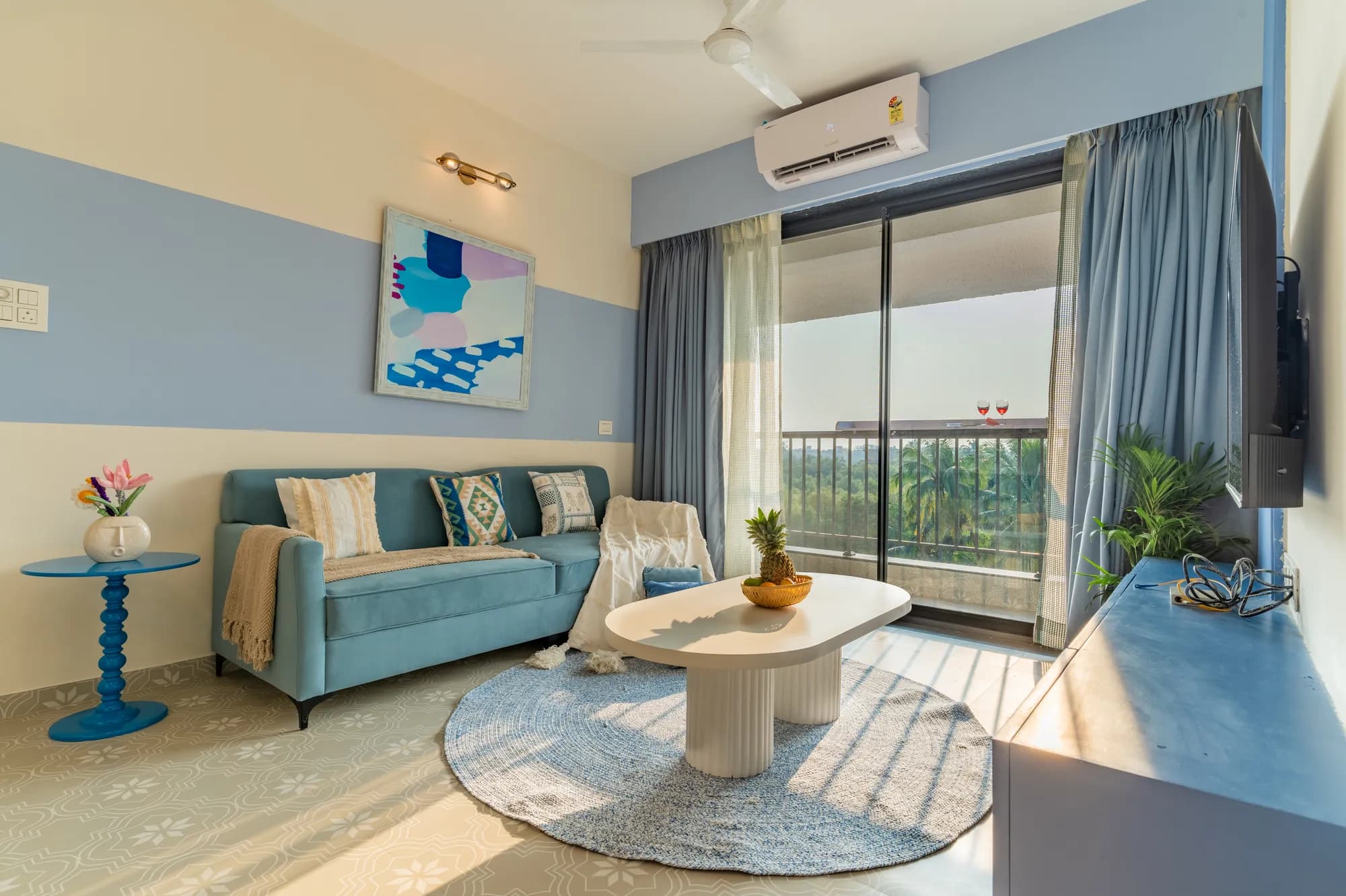 Summer Sky | 1BHK | Pool @thekiwistays photo 4