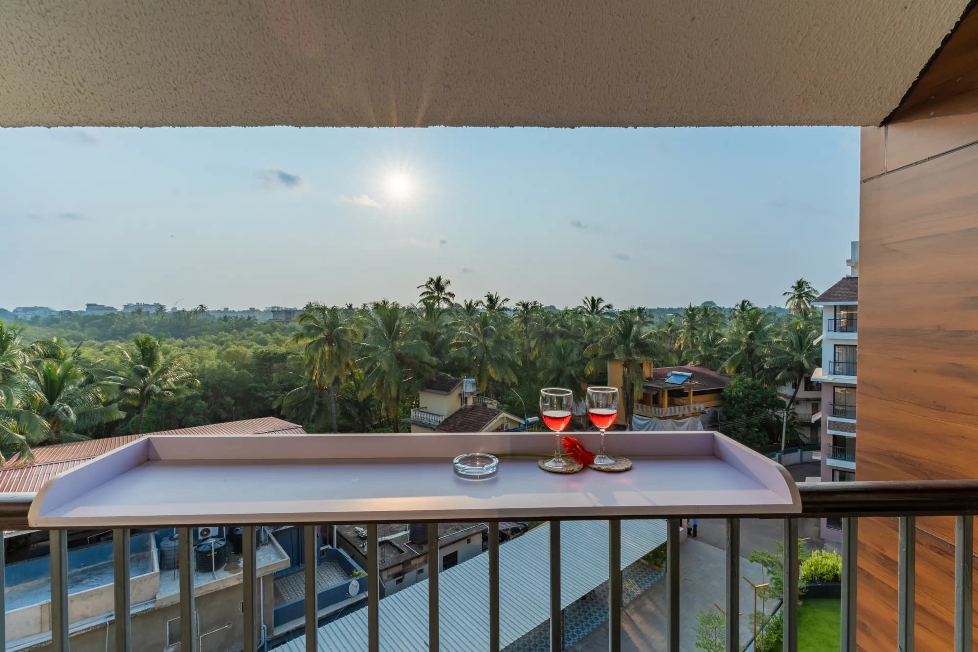 Summer Sky | 1BHK | Pool @thekiwistays photo 10